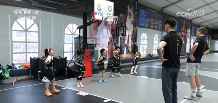 中国情结在渭南：塞尔维亚籍篮球教练眼中的中