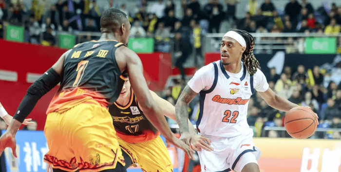 广东外援麦考尔状态低迷引质疑，江苏力克广东