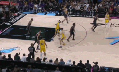 湖人八连胜再胜热火 东契奇狂砍60分创历史纪录