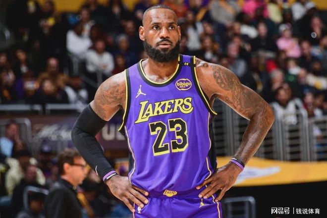 勒布朗·詹姆斯高薪离队幻想破灭 勇士骑士仅愿