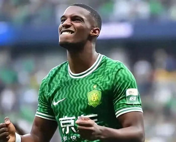 北京国安积分清零陷困境 伤病引援双困局致战绩