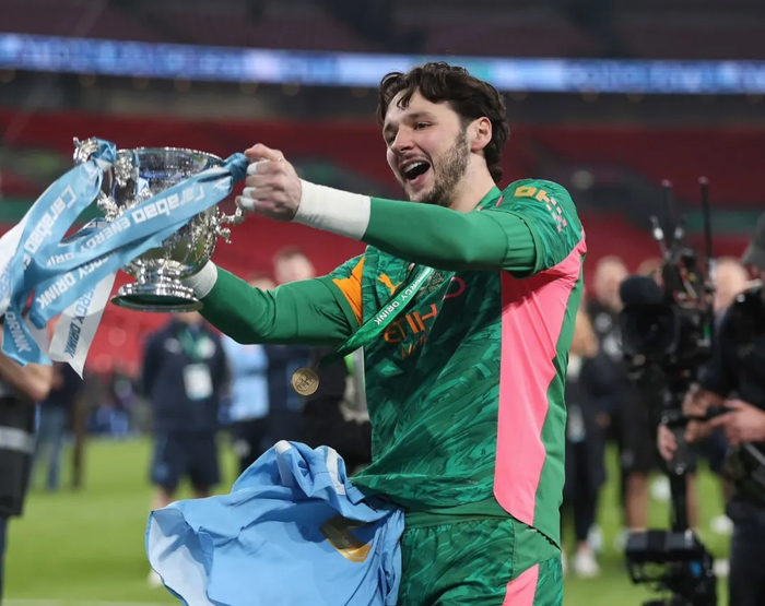 曼联瞄准琼阿梅尼 曼城门将引热议 利物浦引援目